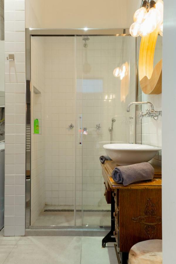 Luxury Twin 1-Bedroom In Kazinczy Street Будапеща Екстериор снимка
