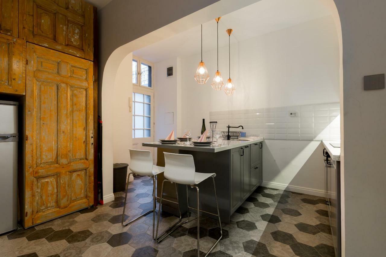 Luxury Twin 1-Bedroom In Kazinczy Street Будапеща Екстериор снимка
