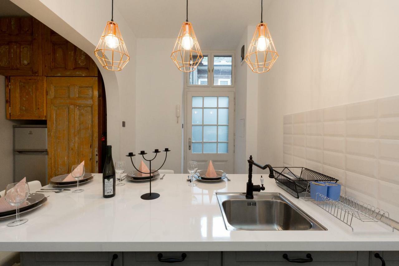 Luxury Twin 1-Bedroom In Kazinczy Street Будапеща Екстериор снимка