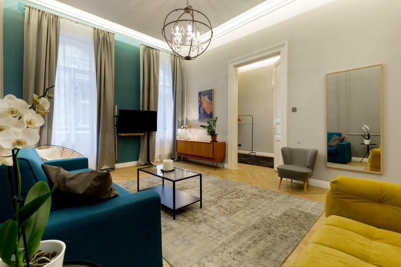 Luxury Twin 1-Bedroom In Kazinczy Street Будапеща Екстериор снимка